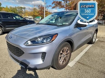 Used 2022 Ford Escape SE w/ Convenience Package