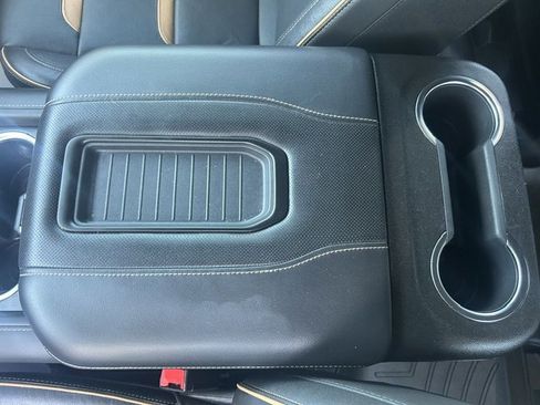 Used 2021 GMC Yukon AT4 w/ Rear Media and Nav Package AWD/4WD image 24