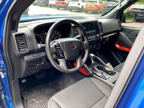Used 2024 Nissan Frontier PRO-4X w/ Technology Package AWD/4WD image 8