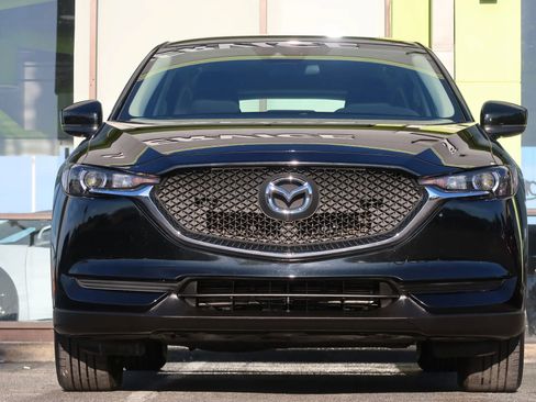 Used 2018 MAZDA CX-5 Sport image 3