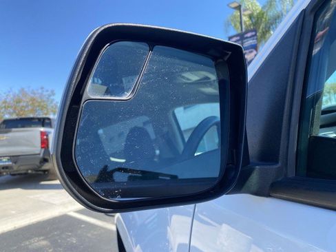 Used 2022 Chevrolet Colorado LT w/ LT Convenience Package image 19