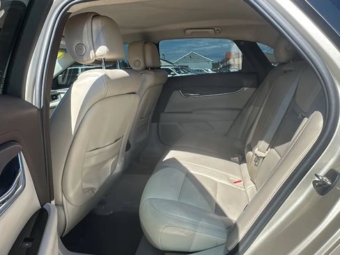 Used 2014 Cadillac XTS FWD image 13