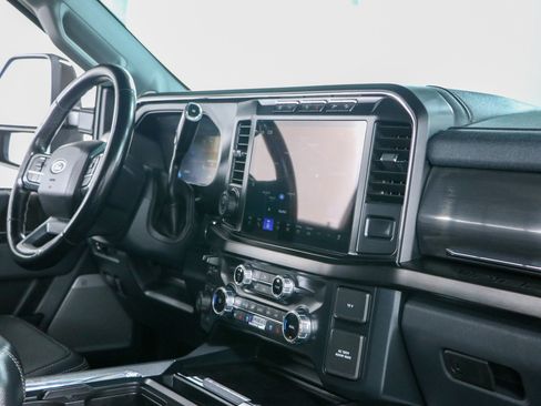 Used 2023 Ford F250 Lariat w/ Lariat Ultimate Package AWD/4WD image 27