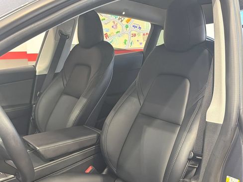 Used 2023 Tesla Model Y Long Range AWD/4WD image 99
