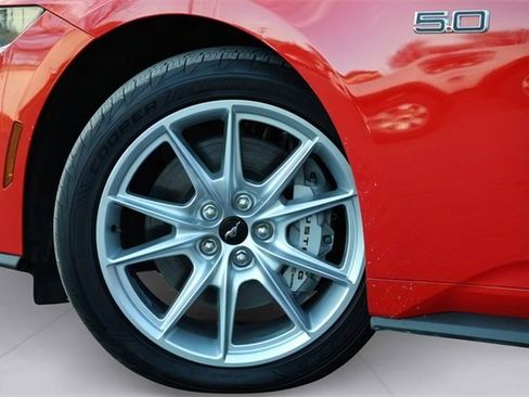 Certified 2025 Ford Mustang GT Premium image 9