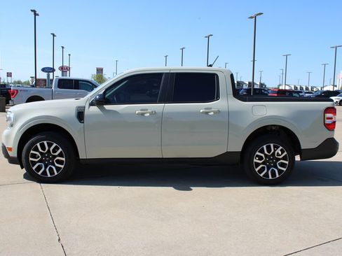Used 2024 Ford Maverick Lariat image 16