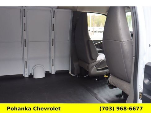 New 2026 Chevrolet Express 3500 image 22