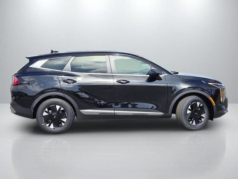 New 2026 Kia Sportage LX FWD image 3