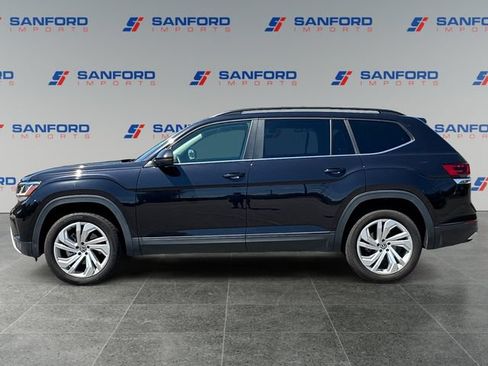 Used 2022 Volkswagen Atlas SE AWD/4WD image 2