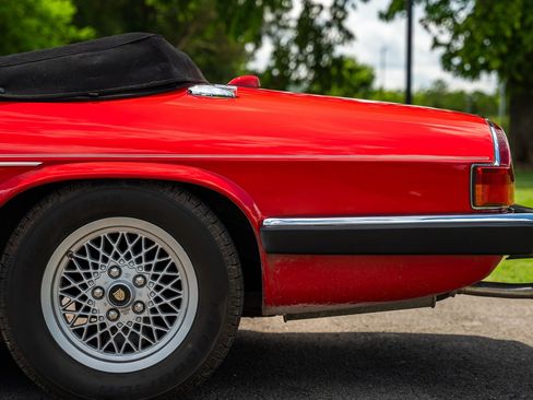 Used 1990 Jaguar XJS V12 Convertible RWD image 31