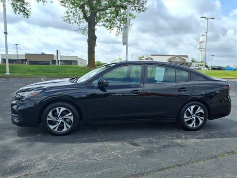 Used 2023 Subaru Legacy Premium AWD/4WD image 4
