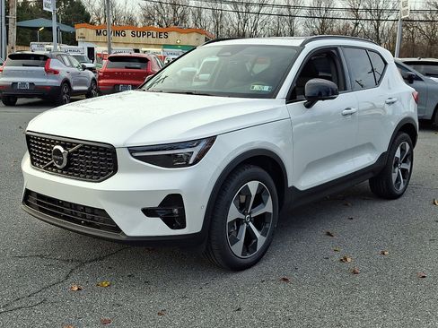 New 2026 Volvo XC40 B5 Plus w/ Protection Package Premier image 2