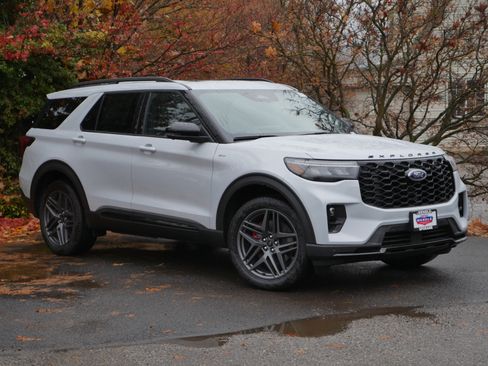 New 2026 Ford Explorer ST-Line w/ ST-Line Street Pack image 36