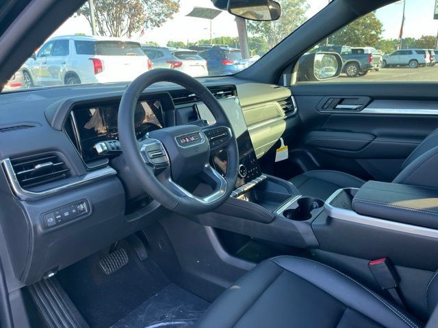 New 2027 GMC Terrain Elevation w/ Elevation Premium Package FWD image 7
