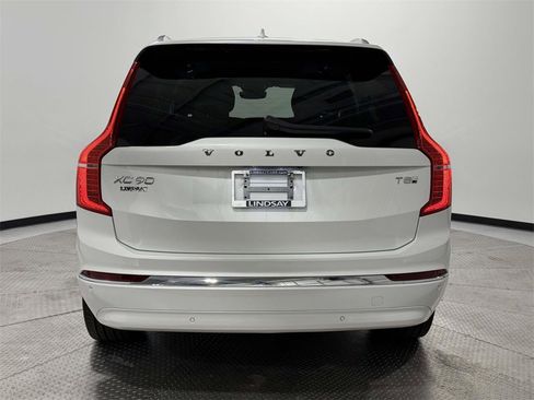 Used 2025 Volvo XC90 T8 Ultra image 5