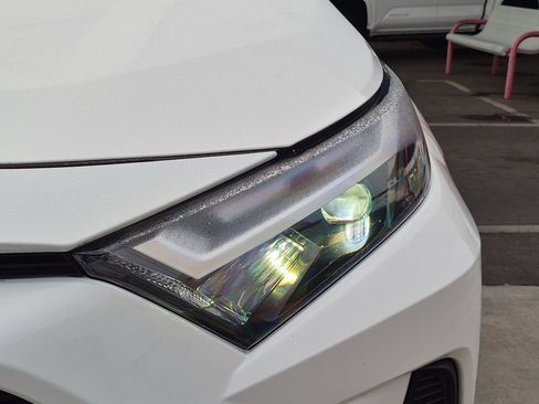 Certified 2025 Toyota RAV4 XLE AWD/4WD image 9