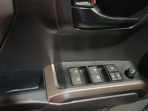 Used 2023 Toyota Tacoma SR5 image 7