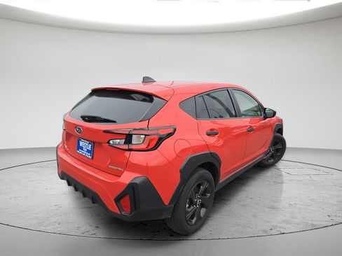 Used 2024 Subaru Crosstrek 2.0i AWD/4WD image 4