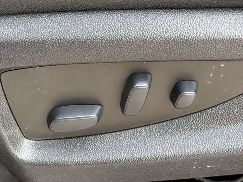 Used 2019 Chevrolet Tahoe LT AWD/4WD image 28