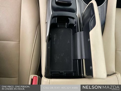 Used 2017 Lexus RX 450h AWD w/ Luxury Package image 47