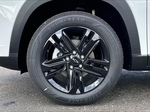 New 2026 Chevrolet Trax ACTIV w/ Driver Confidence Package image 12