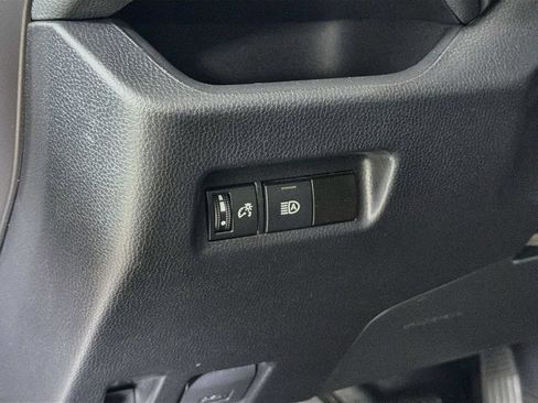 Used 2024 Toyota RAV4 XLE AWD/4WD image 11