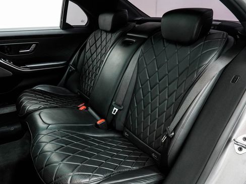 Used 2021 Mercedes-Benz S 580 4MATIC Sedan image 17