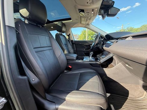 Used 2023 Land Rover Range Rover Evoque SE AWD/4WD image 11
