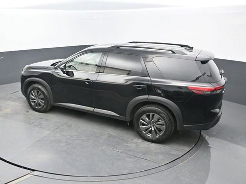 Used 2025 Nissan Pathfinder SV image 48