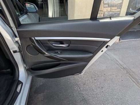 Used 2016 BMW 328i Sedan RWD image 27