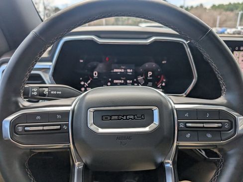 Used 2023 GMC Canyon Denali w/ Denali Black Edition image 26