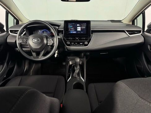 Used 2026 Toyota Corolla LE image 25