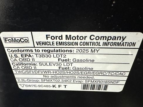 Used 2025 Ford Explorer Active AWD/4WD image 68