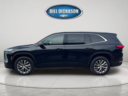 Used 2025 Buick Enclave Preferred image 4