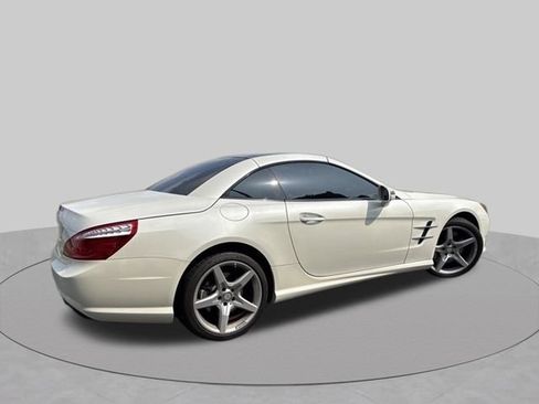 Used 2015 Mercedes-Benz SL 400 image 7