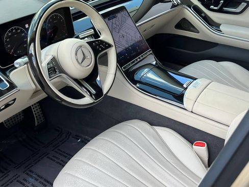 Used 2023 Mercedes-Benz S 500 4MATIC image 2