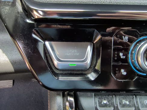 Used 2023 GMC Sierra 1500 AT4 w/ AT4 Premium Package AWD/4WD image 26