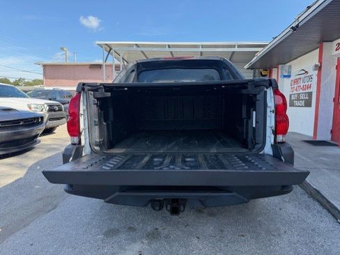 Used 2003 Chevrolet Avalanche 2WD image 14
