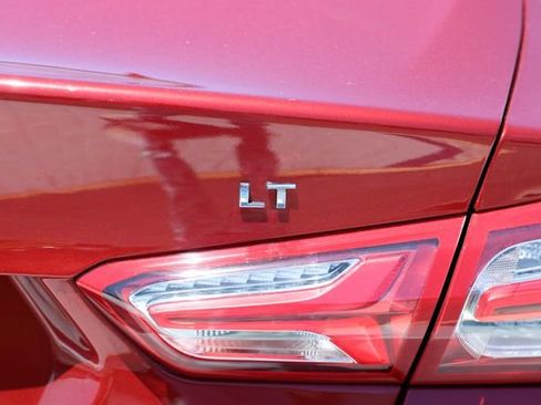 Used 2019 Chevrolet Malibu LT FWD image 47