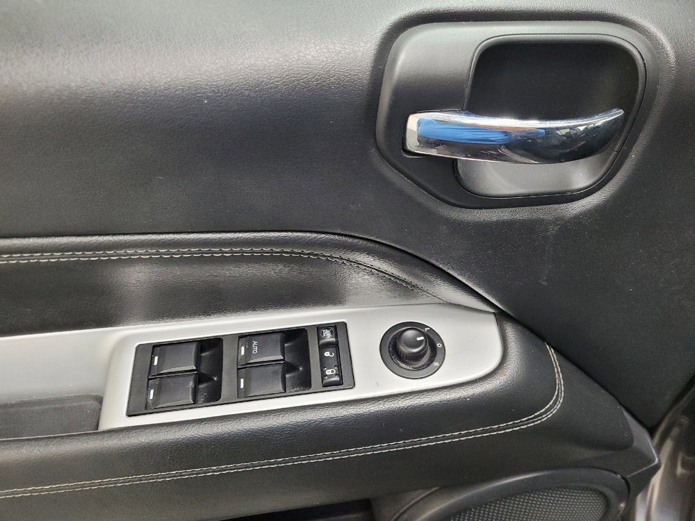 Used 2016 Jeep Compass Latitude AWD/4WD image 27