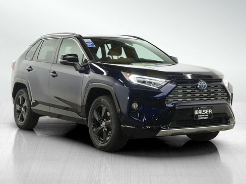 Used 2020 Toyota RAV4 XSE w/ XSE Grade Weather Package AWD/4WD image 8