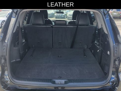 Used 2014 Toyota Highlander LE FWD image 6