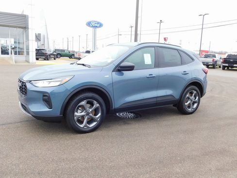 New 2026 Ford Escape ST-Line w/ Cold Weather Package image 7