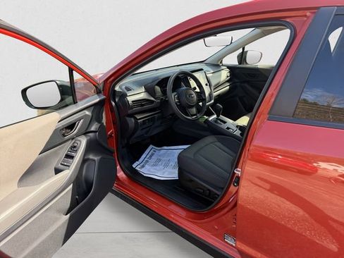 Used 2024 Subaru Crosstrek 2.0i Premium image 15