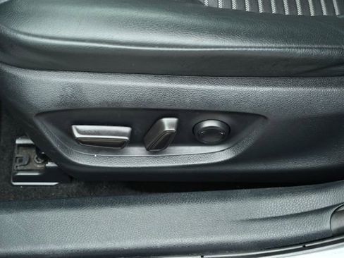 Used 2024 Toyota Camry SE image 44