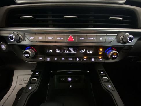 Used 2022 Kia Telluride EX w/ EX Premium Package FWD image 19