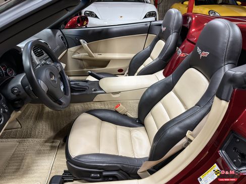 Used 2007 Chevrolet Corvette Convertible w/ Preferred Equipment Group image 11