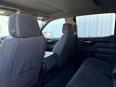 Used 2021 Chevrolet Silverado 1500 LT image 30