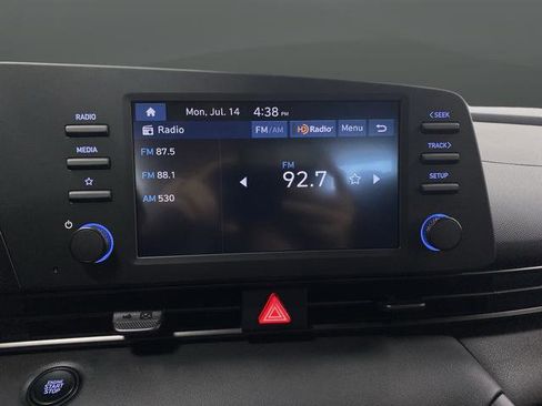 New 2025 Hyundai Elantra Sport image 15