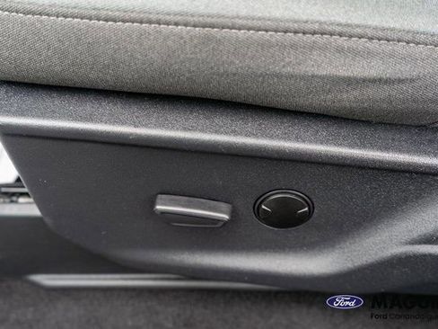 Used 2024 Ford F150 XLT AWD/4WD image 18